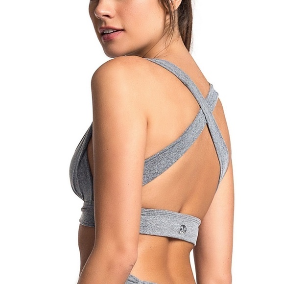 Hyba Other - Hyba Women's Medium Gray Wrap Around Strappy Removable pads Sports Bra